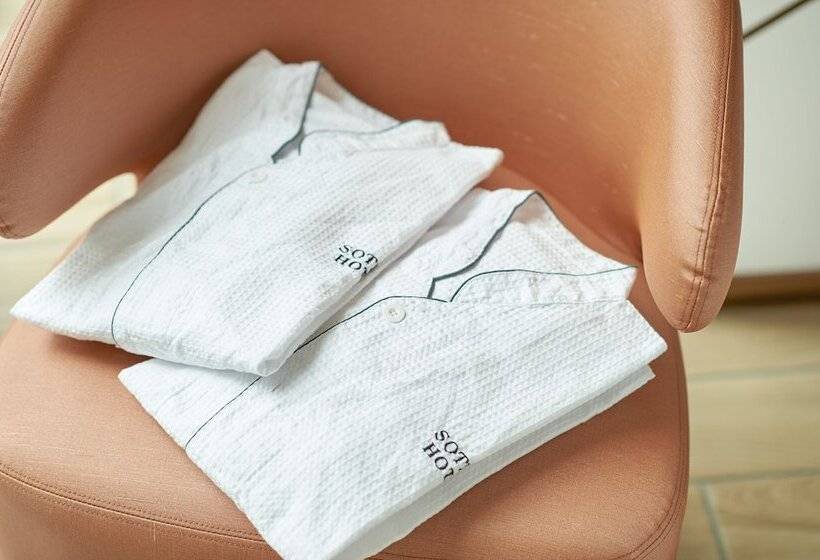 غرفة إقتصادية, Sotetsu Grand Fresa Osaka Namba