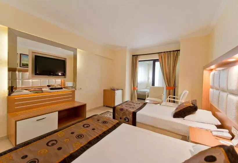 ファミリールーム, Oz Hotels Incekum Beach