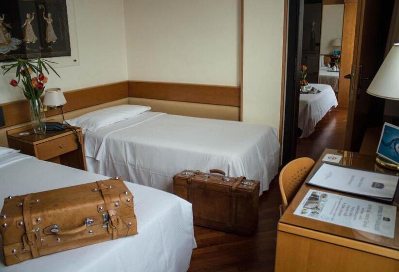 غرفة عائلية, Best Western Hotel Dei Cavalieri