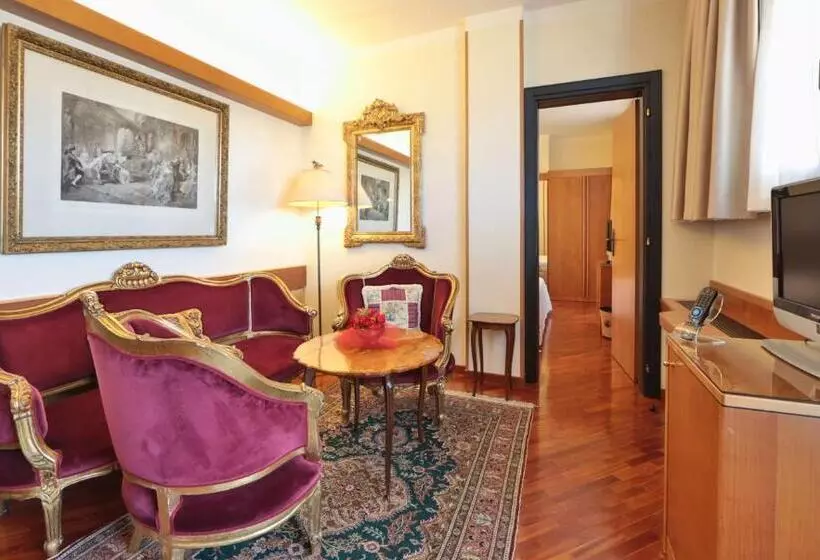 キングサイズベッドのジュニアスイート, Best Western Hotel Dei Cavalieri