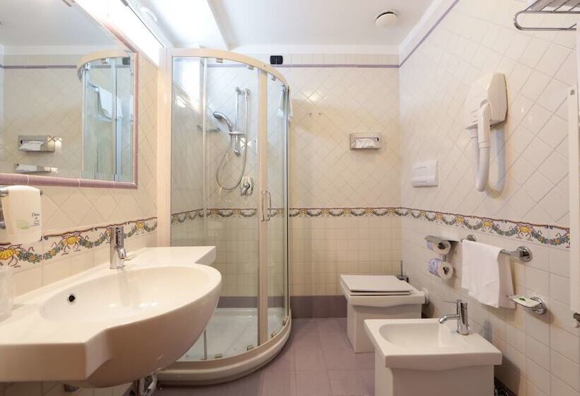 غرفة عائلية, Best Western Hotel Dei Cavalieri