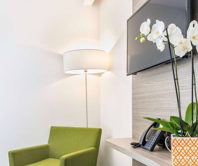 컴포트 룸, Best Western Linko