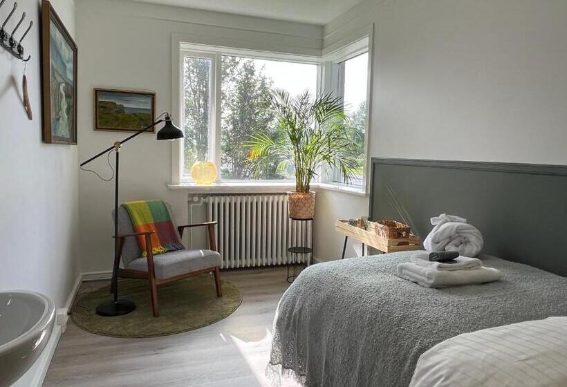 Standart Tek Kişilik Oda, Flóki By Guesthouse Reykjavík