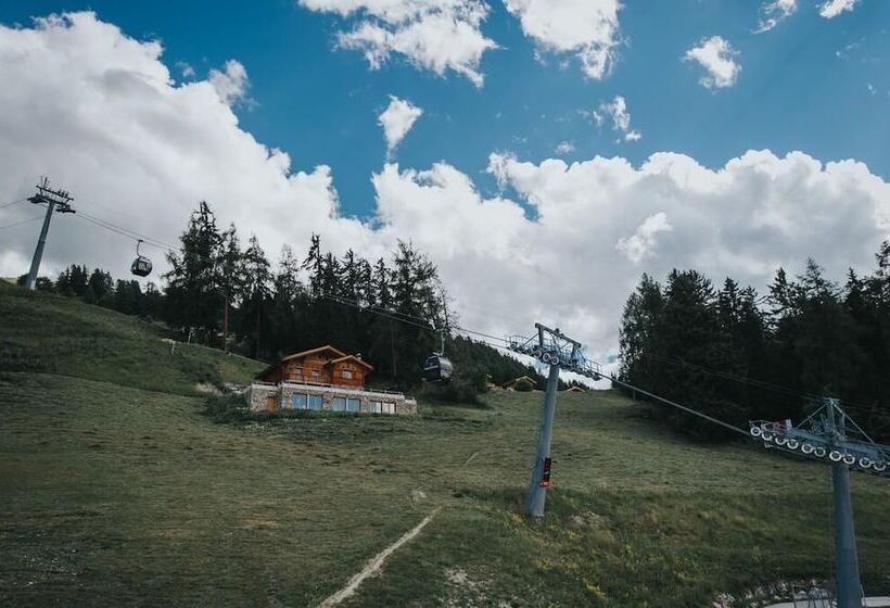 ファミリールーム, Hôtel Magrappé