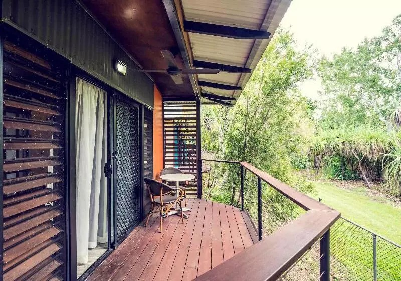 بانگلوی استاندارد, Mercure Darwin Airport Resort