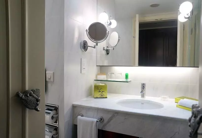 اتاق پرمیوم, Mövenpick Hotel Hanoi Centre