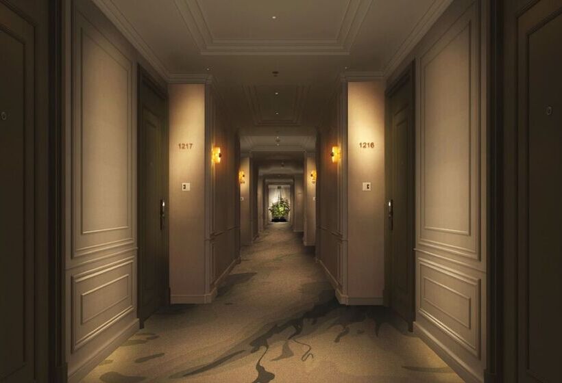 Номер Executive, Mövenpick Hotel Hanoi Centre