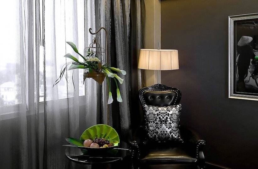 اتاق اجرایی, Mövenpick Hotel Hanoi Centre