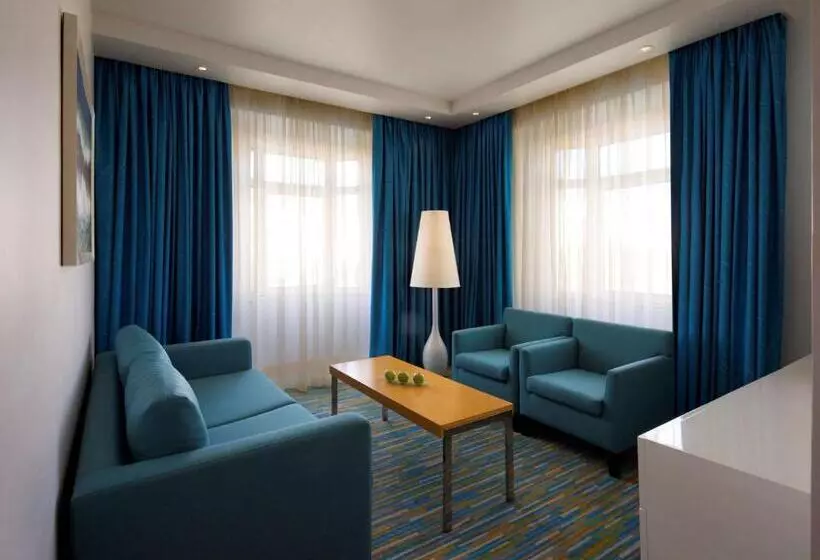 スイート, Radisson Blu Hotel, Muscat