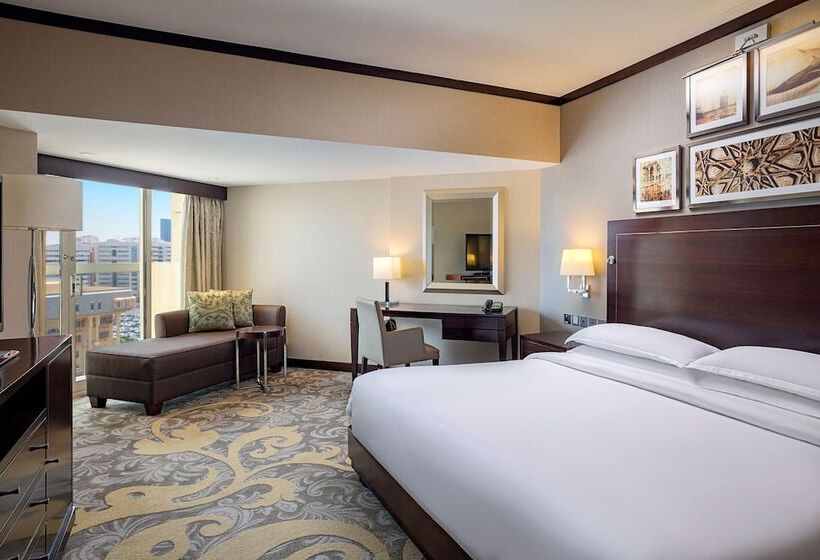 اتاق کلاب, Sheraton Dubai Creek Hotel & Towers
