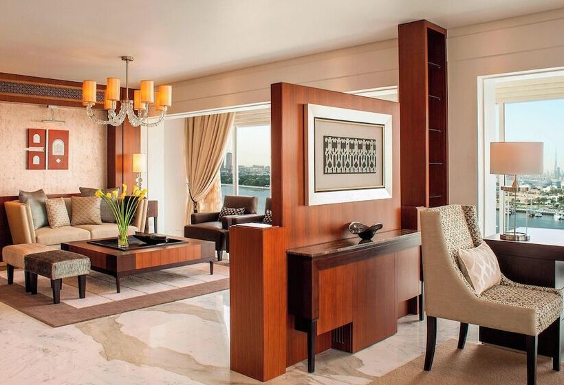 سوئیت پرزیدنت, Sheraton Dubai Creek Hotel & Towers