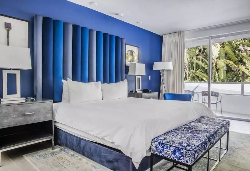 بانگلوی استاندارد, The Sagamore Hotel South Beach