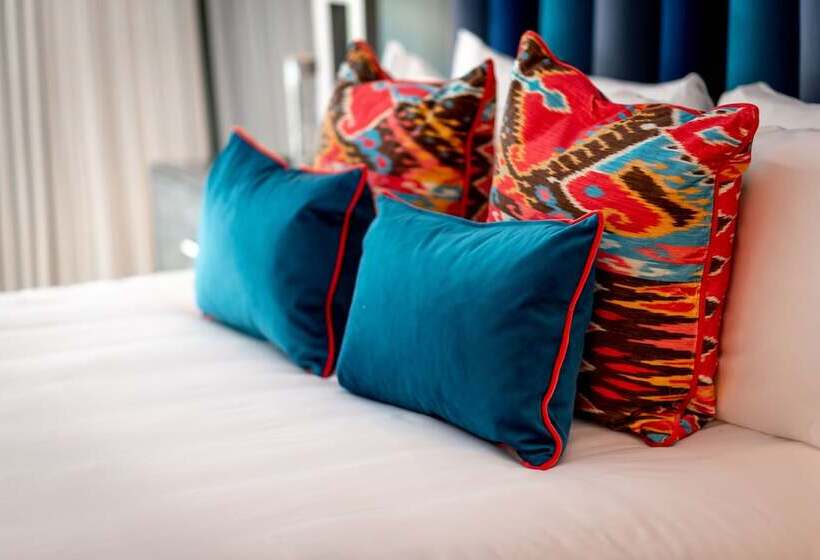 חדר דלוקס נוף לגינה, The Sagamore Hotel South Beach