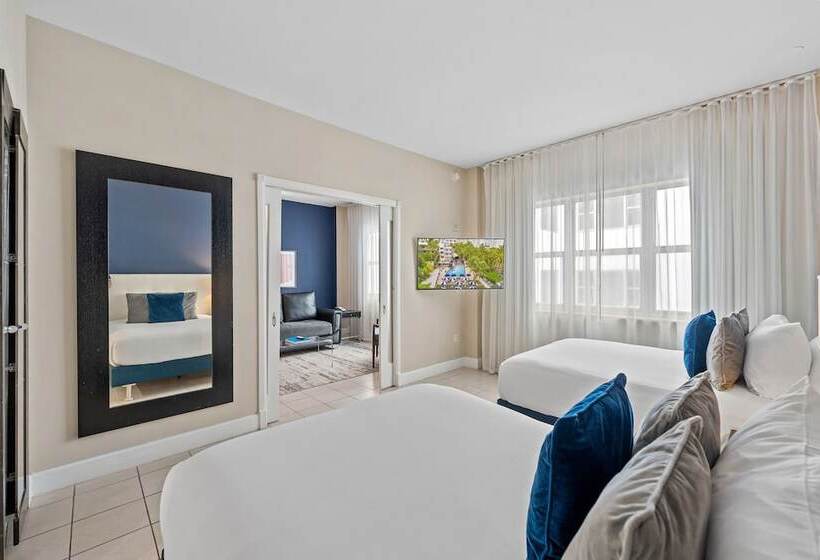 סוויטה, The Sagamore Hotel South Beach