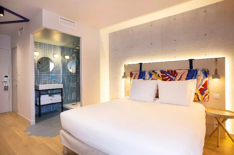 Sviitti, Urban Hotel & Spa Aix Les Bains   Bw Signature Collection