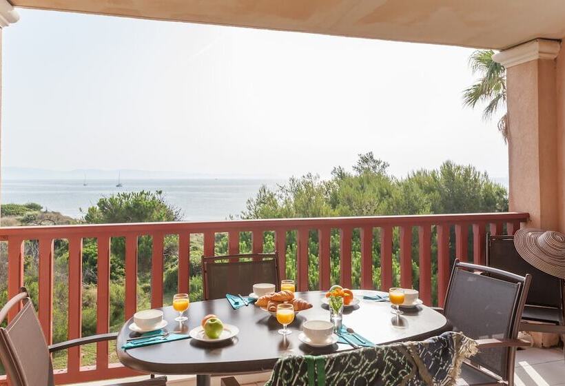 带1个卧室的带海景的公寓, Résidence Pierre & Vacances La Pinède