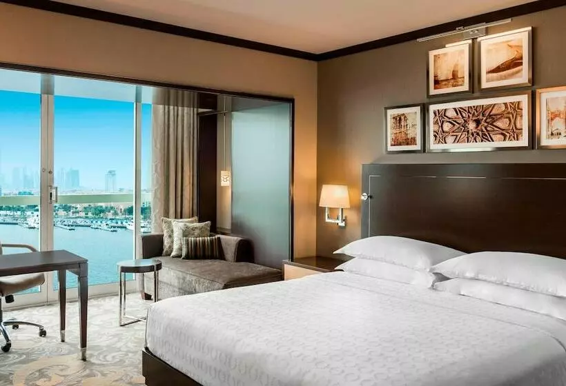 Deluxe Room with Views