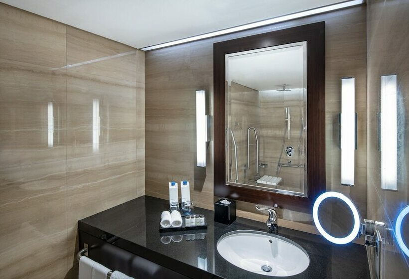 اتاق لوکس با چشمانداز, Sheraton Dubai Creek Hotel & Towers