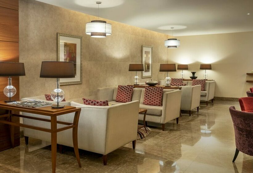 اتاق کلاب, Sheraton Dubai Creek Hotel & Towers