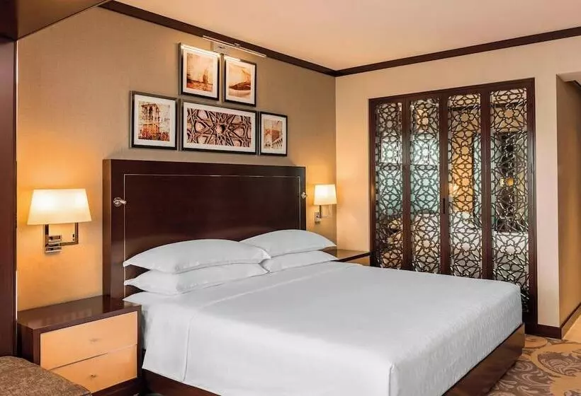 Deluxe Room City View
