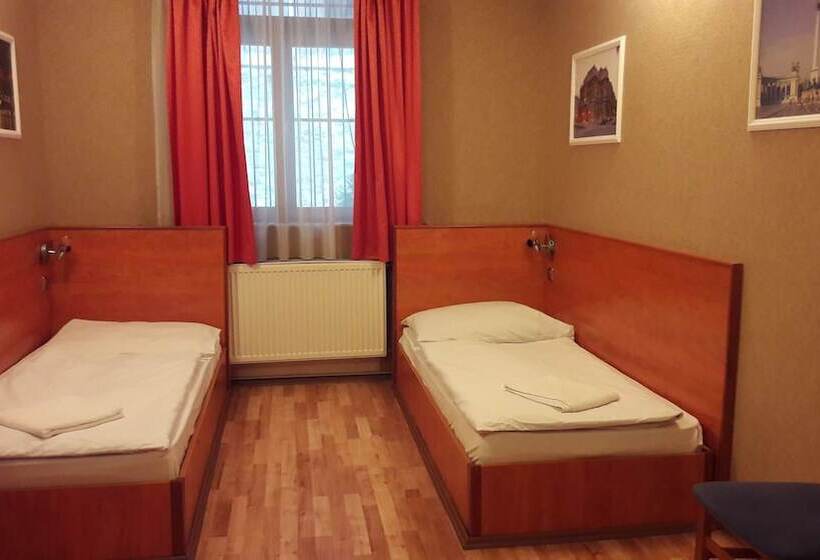 غرفة قياسية, Easy Star