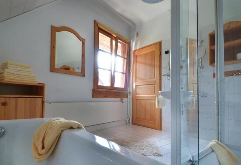 סוויטה, Gasthof Adler