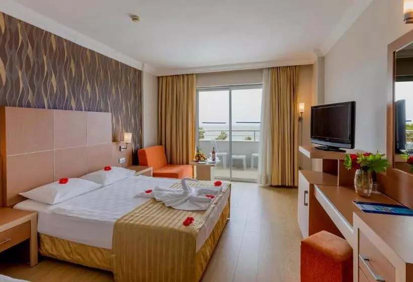 اتاق استاندارد با چشمانداز دریا, Holiday Garden Resort