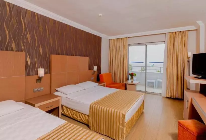 اتاق استاندارد با چشمانداز دریا, Holiday Garden Resort