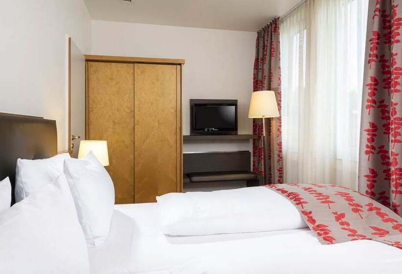 Люкс, Holiday Inn Frankfurt Airport   Neu Isenburg, An Ihg