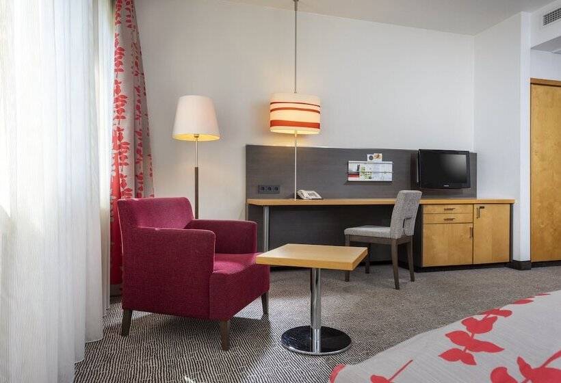 Номер Стандарт, Holiday Inn Frankfurt Airport   Neu Isenburg, An Ihg