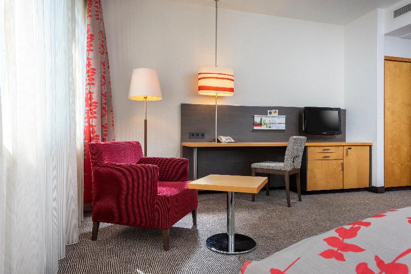 Номер Стандарт, Holiday Inn Frankfurt Airport   Neu Isenburg, An Ihg