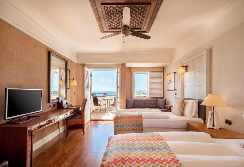 Номер Superior Боковой Вид на Море, Kempinski Hotel Barbaros Bay Bodrum