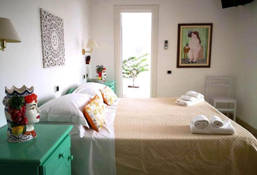 オーシャンビューデラックスルーム, Ossidiana Stromboli Center