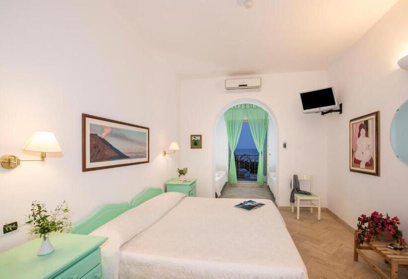 ファミリールーム, Ossidiana Stromboli Center