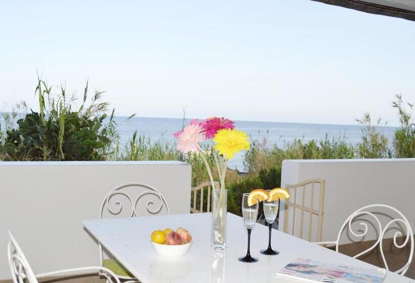 2ベッドルームアパートメント, Ossidiana Stromboli Center