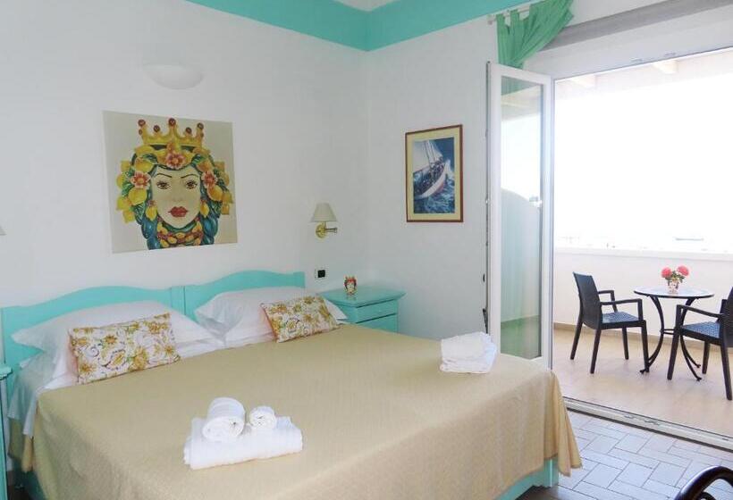 オーシャンビューデラックスルーム, Ossidiana Stromboli Center