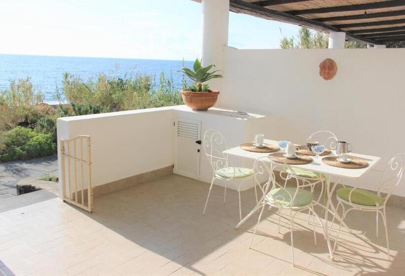 2ベッドルームアパートメント, Ossidiana Stromboli Center