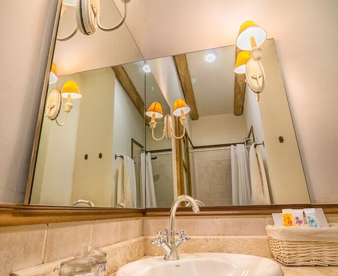 スーペリアールーム, Rural Livvo Maipez