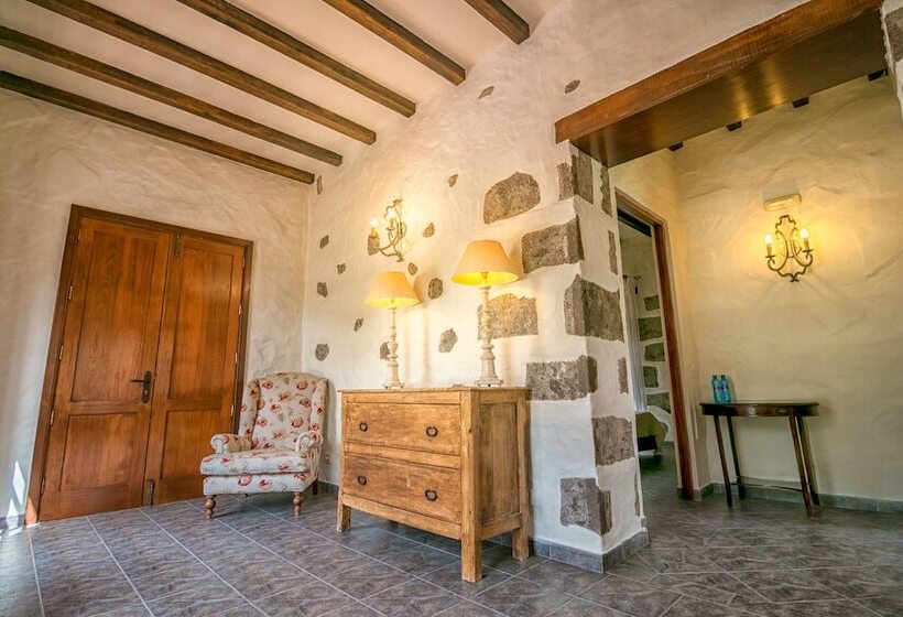 スイート, Rural Livvo Maipez