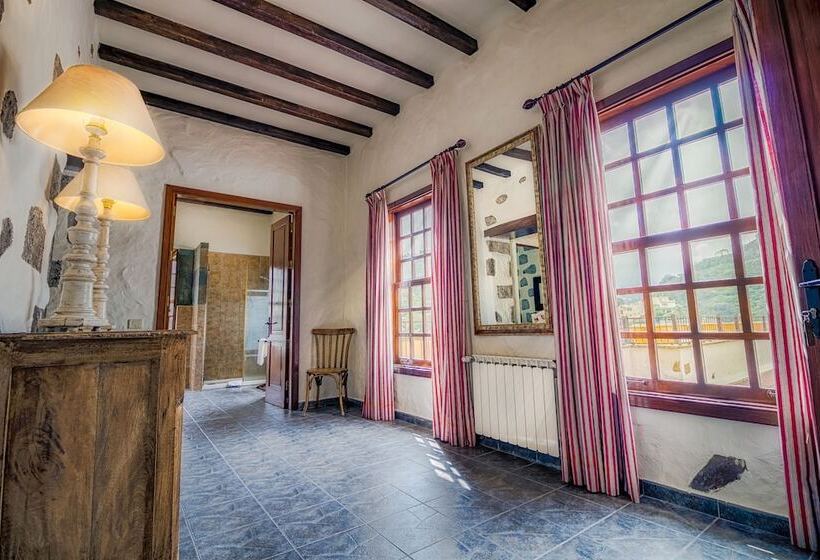 スイート, Rural Livvo Maipez