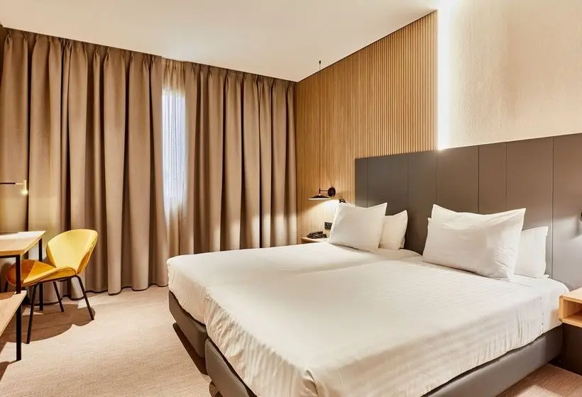 اتاق لوکس, Silken Ciudad Gijon