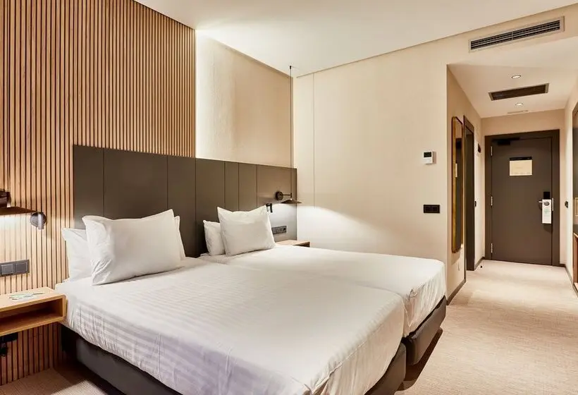 اتاق لوکس, Silken Ciudad Gijon