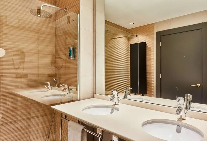 اتاق لوکس, Silken Ciudad Gijon