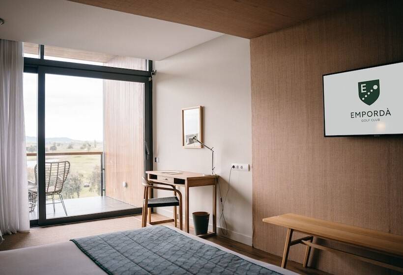 غرفة سوبيريور مطلّة علي ملعب الجولف, Empordà Golf Resort