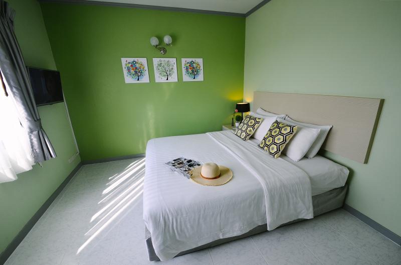 Номер Стандарт, Thipurai City