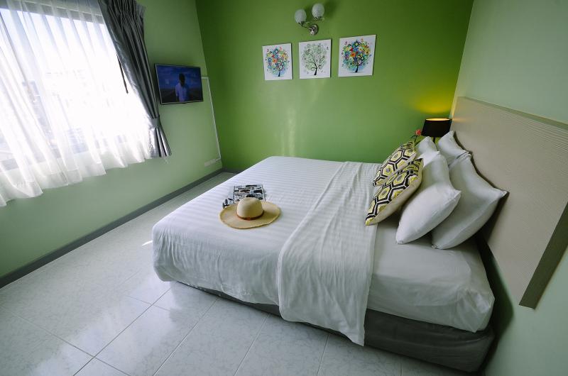 Номер Стандарт, Thipurai City