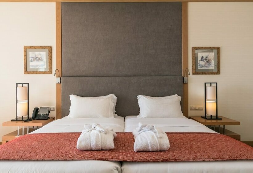 חדר סטנדרט נוף לים, Sesimbra Oceanfront Hotel   Preferred Hotels And Resorts