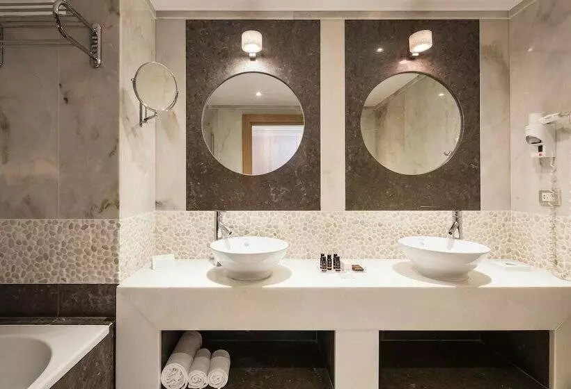 اتاق لوکس با چشم‌انداز دریا, Sesimbra Oceanfront Hotel   Preferred Hotels And Resorts