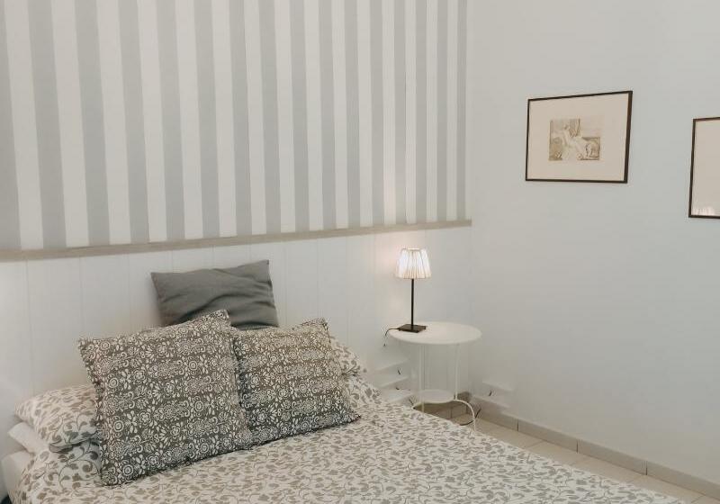 اتاق استاندارد با بالکن, B&b Dei Decumani