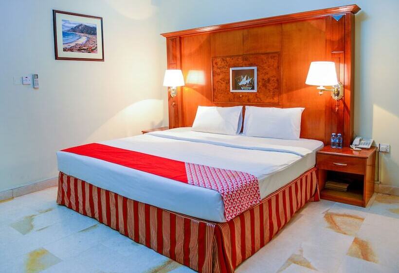 اتاق لوکس, Golden Oasis